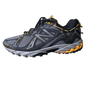New Balance Black and Gray Mens Size 10.5 Athletic Shoes